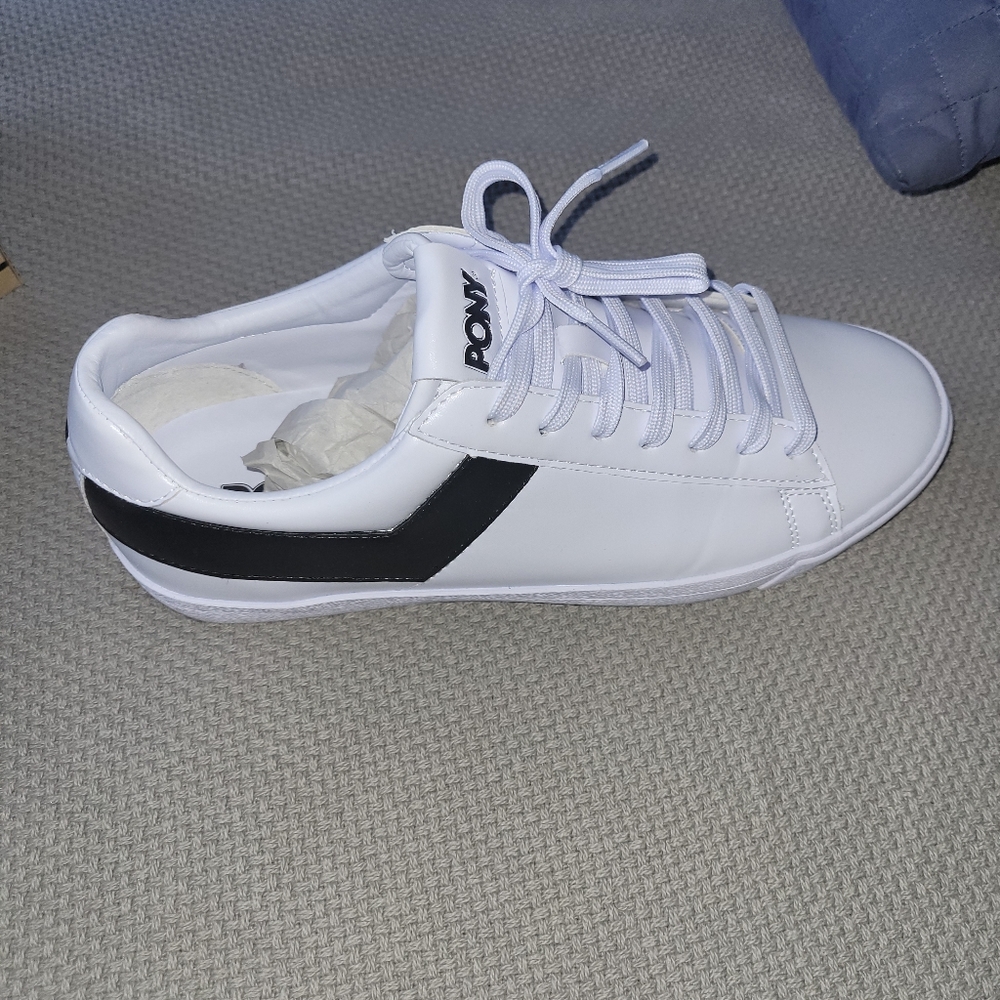 Pony casual sneakers, Size 10, White with Black Pony logo.